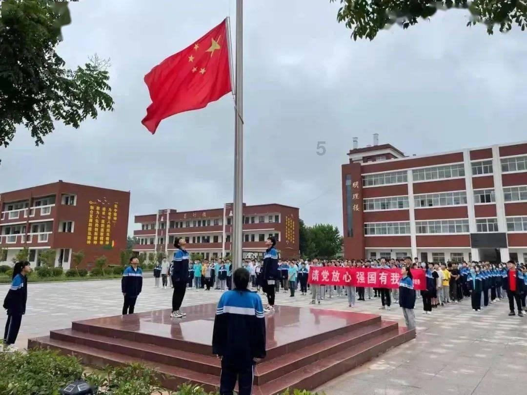 探索天涯,畅谈男朋友为什么跟我说 喜欢的事情一定要去做?
