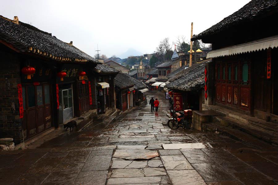 秦朝修建了哪一防御公式汉朝开通了哪一沟通中西的交通要道?知识星球,探索无限聪明智慧